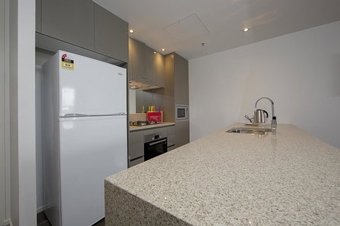 Manhattan 303 Canberra City ACT - C Tourism 14