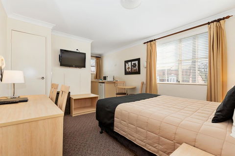 Soldiers Motel - C Tourism 29