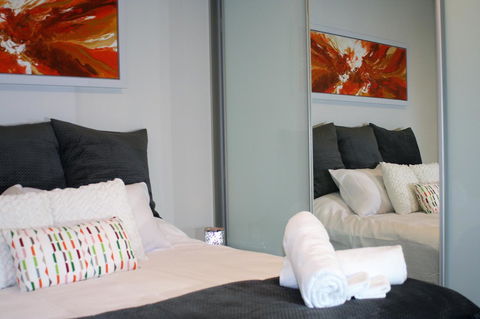 Modern Executive Apt@Barton*1BR*WiFi*Gym*Secure Parking*Canberra - C Tourism 1