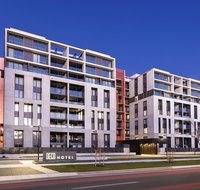 Deco Hotel Canberra - C Tourism