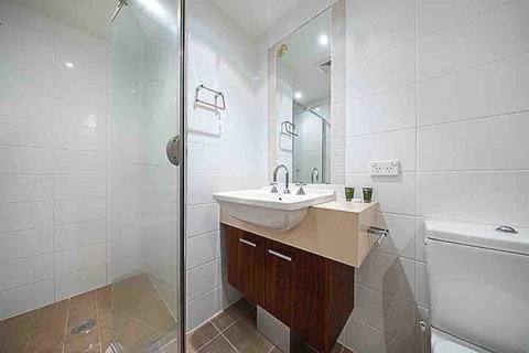 Spacious 1BR Stylish New Acton Apartment +Parking - C Tourism 17