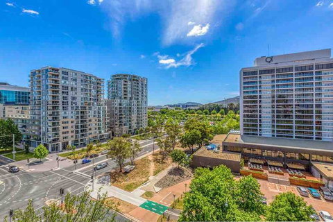 Spacious 1BR Stylish New Acton Apartment +Parking - C Tourism 18