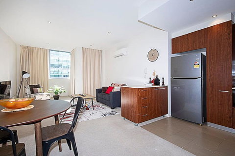 Spacious 1BR Stylish New Acton Apartment +Parking - C Tourism 8