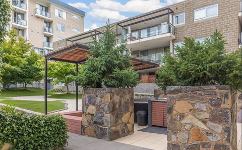 Spacious 1BR Stylish New Acton Apartment +Parking - C Tourism 1