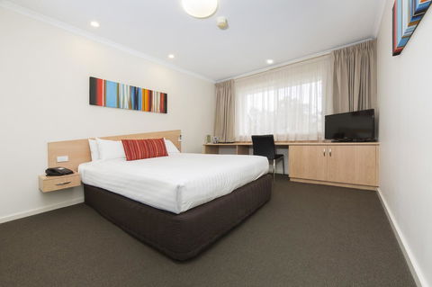 Ramada Encore Belconnen - C Tourism 33