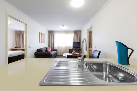 Ramada Encore Belconnen - C Tourism 7