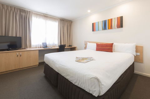 Ramada Encore Belconnen - C Tourism 36
