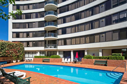 BreakFree Capital Tower Apartments - C Tourism 14