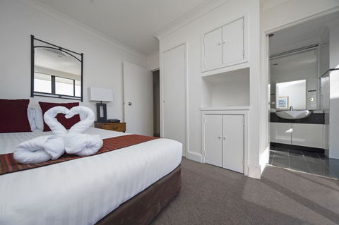 BreakFree Capital Tower Apartments - C Tourism 39