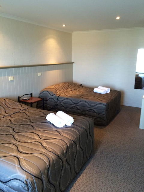 Heritage House Motel & Units - C Tourism 12