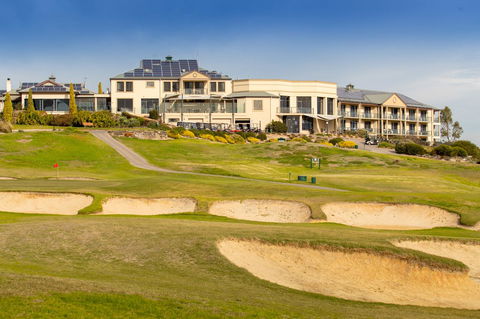 McCracken Country Club - C Tourism 0