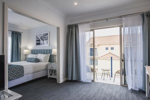 Marina Hotel - C Tourism 8