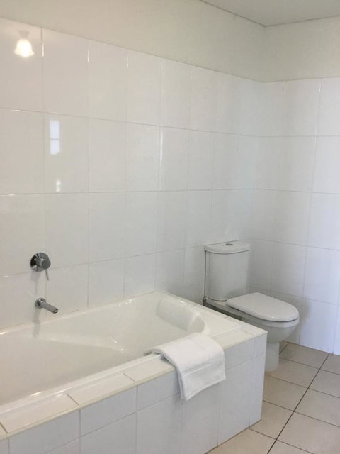 Wallaroo Marina Waterfront Luxe Apartment - C Tourism 19