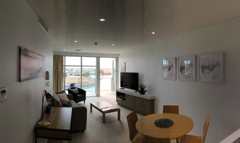 Wallaroo Marina Waterfront Luxe Apartment - C Tourism 1