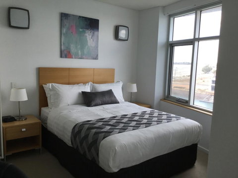Wallaroo Marina Waterfront Luxe Apartment - C Tourism 14