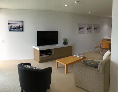 Wallaroo Marina Waterfront Luxe Apartment - C Tourism 6