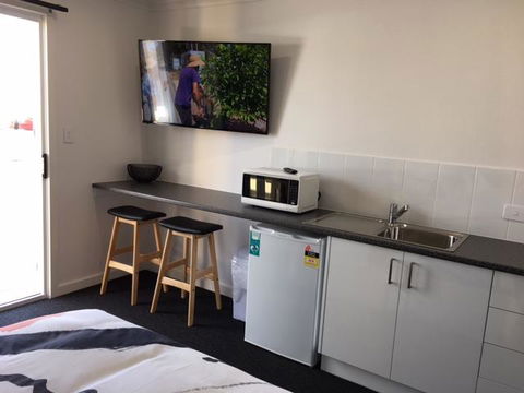 Port Lincoln Shark Apartment 1 - C Tourism 11