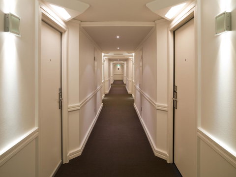 Hotel Grand Chancellor Adelaide - C Tourism 32
