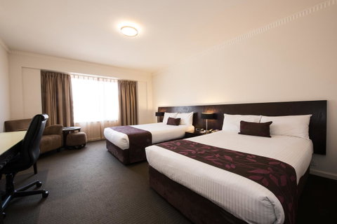 Hotel Grand Chancellor Adelaide - C Tourism 2