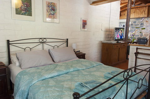 Trevalia Accommodation - C Tourism 26