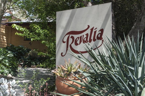 Trevalia Accommodation - C Tourism 0