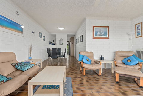 Sun & Surf Aldinga Beach Apartment - C Tourism 4