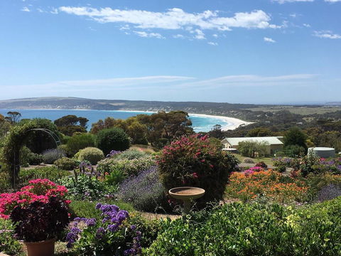 Emu Bay Holiday Homes - C Tourism 19