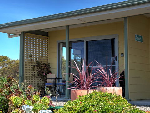 Emu Bay Holiday Homes - C Tourism 27