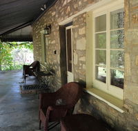 Hillside Cottage - C Tourism