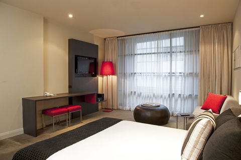 Mantra Hindmarsh Square - C Tourism 1