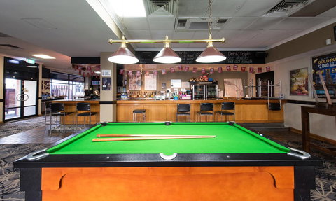 Nightcap At Rose & Crown Hotel - C Tourism 31