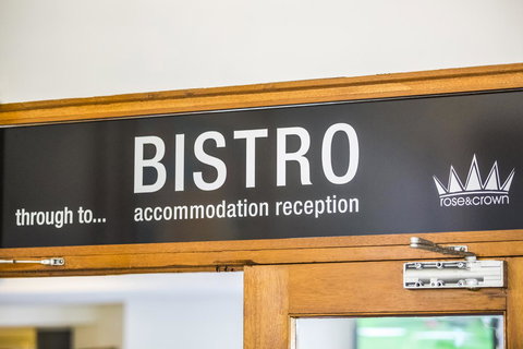 Nightcap At Rose & Crown Hotel - C Tourism 23