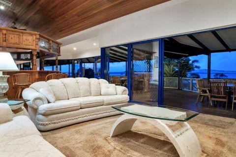 Doyles On The Bay - C Tourism 16