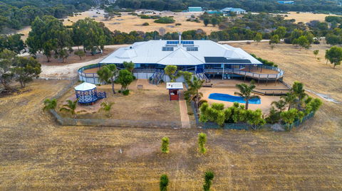 Doyles On The Bay - C Tourism 2