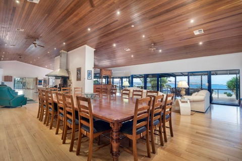 Doyles On The Bay - C Tourism 12