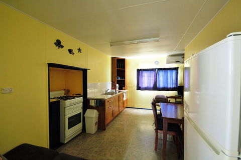 Baudin Beach Apartments - C Tourism 4