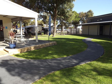 Ceduna Foreshore Caravan Park - C Tourism 33