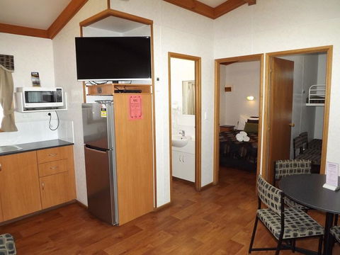 Ceduna Foreshore Caravan Park - C Tourism 36