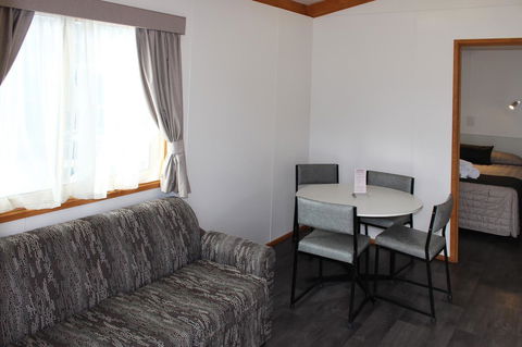 Ceduna Foreshore Caravan Park - C Tourism 8
