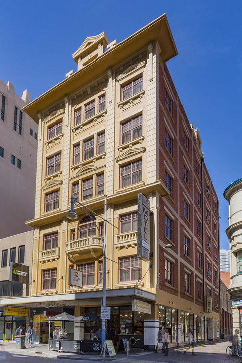 Adelaide Paringa - C Tourism 0
