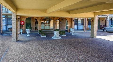 Cumberland Motor Inn - C Tourism 38