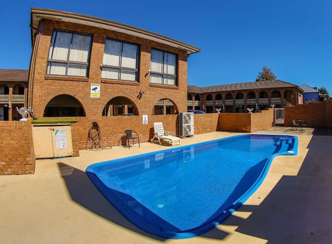 Cumberland Motor Inn - C Tourism 0