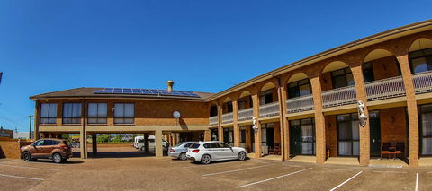 Cumberland Motor Inn - C Tourism 41