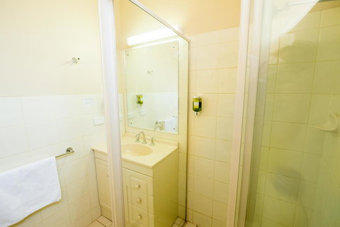 Jacksons Motor Inn - C Tourism 19