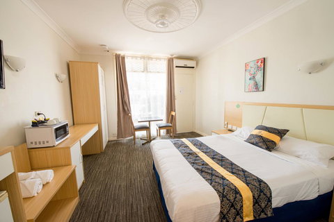 Jacksons Motor Inn - C Tourism 30