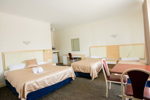 Jacksons Motor Inn - C Tourism 12