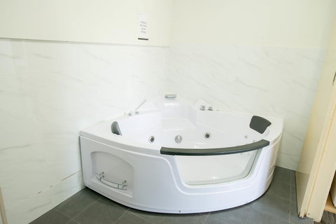 Jacksons Motor Inn - C Tourism 31