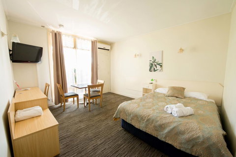 Jacksons Motor Inn - C Tourism 11