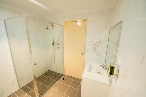 Jacksons Motor Inn - C Tourism 21