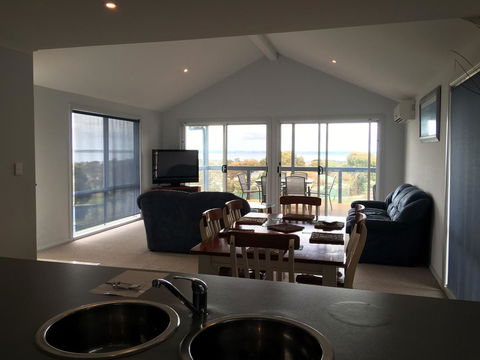 Kangaroo Island Bayview Villas - C Tourism 16